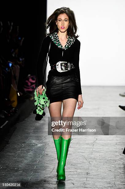 Model Anna Cleveland walks the runway wearing Jeremy Scott Fall 2016 during New York Fashion Week: The Shows at The Arc, Skylight at Moynihan Station...