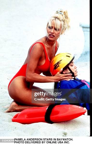 Pamela Anderson Stars In Baywatch Pamela Anderson Stars In Baywatch