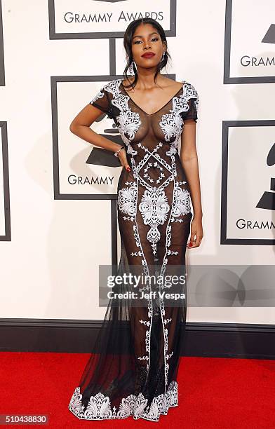 Singer Diamond White attends The 58th GRAMMY Awards at Staples Center on February 15, 2016 in Los Angeles, California.