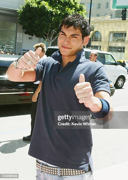 Actor Brad Bufanda arrives at the premiere of Warner Bros. "A Cinderella Story" on July 10, 2004 at the Chinese Theatre, in Los Angeles, California.