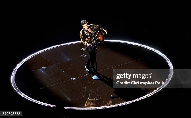 Singer Justin Bieber performs onstage during The 58th GRAMMY Awards at Staples Center on February 15, 2016 in Los Angeles, California.