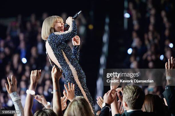 Musician Taylor Swift performs onstage during The 58th GRAMMY Awards at Staples Center on February 15, 2016 in Los Angeles, California.