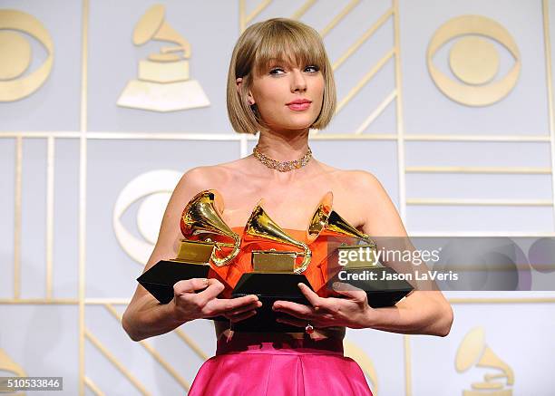 Taylor Swift poses in the press room at the The 58th GRAMMY Awards at Staples Center on February 15, 2016 in Los Angeles, California.