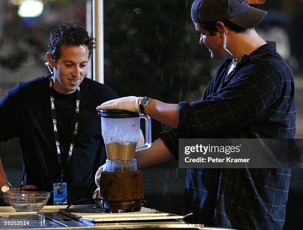 Fear Factor Rats 34 Fear Factor Celebrates Its 100th Episode In Times Square Stock ...