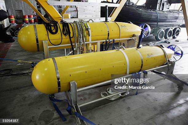 Beex Underwater Autonomous Vehicle Photos and Premium High Res Pictures ...