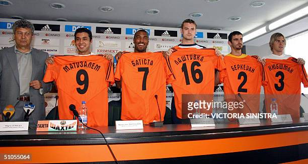 Donetsk's FC Shakhtar main coach Mircea Lucescu gives a press conference in Donetsk 13 July 2004, to present the new player of the club : Brazilian...