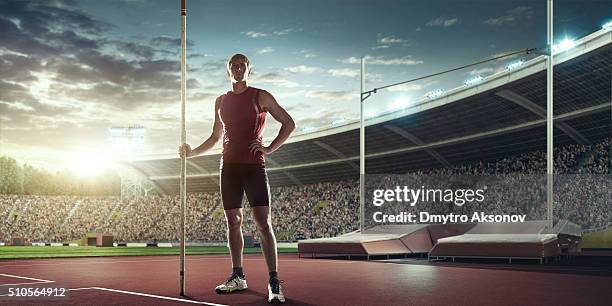 male pole vaulting athlete - stavhopp bildbanksfoton och bilder