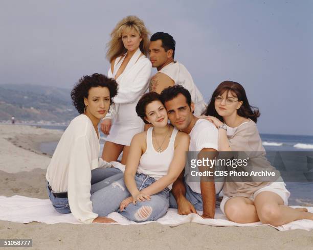 Publicity photo of the cast of the CBS television drama '2000 Malibu Road,' featuring, left to right, front row, Jennifer Beals, Drew Barrymore,...