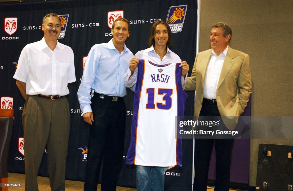Phoenix Announce The Signing Of Steve Nash
