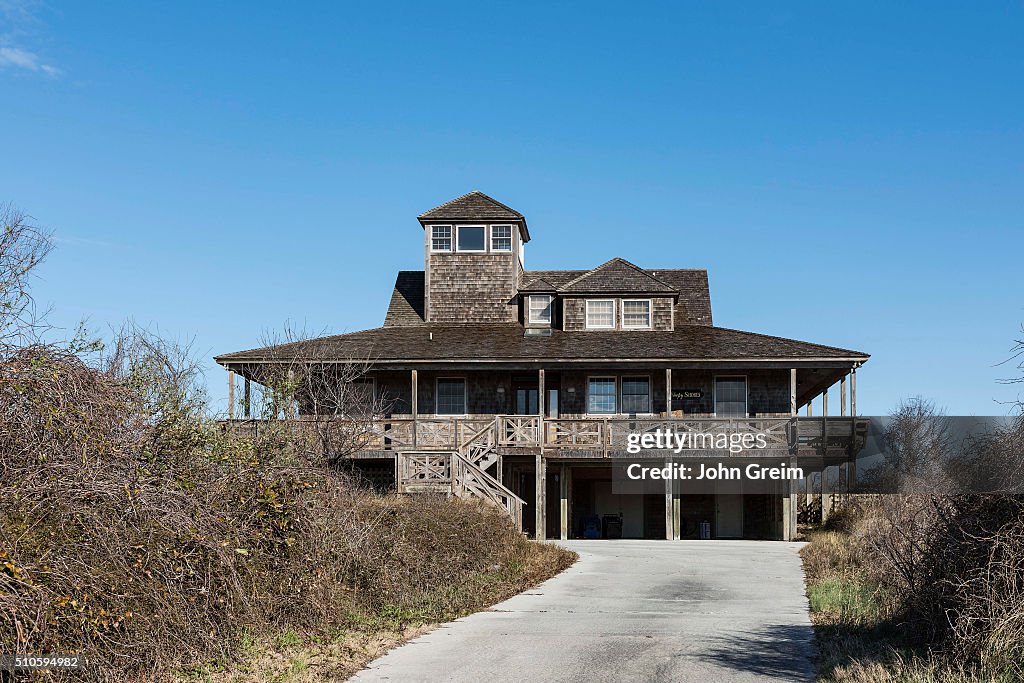Rustic House Raleigh Rustic beach house. News Photo - Getty Images