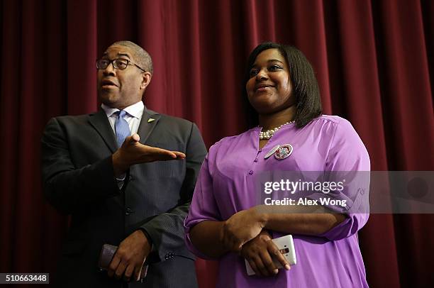 Erica Garner , daughter of Eric Garner who died after being put in a chokehold by NYPD officers, campaigns for Democratic presidential candidate Sen....