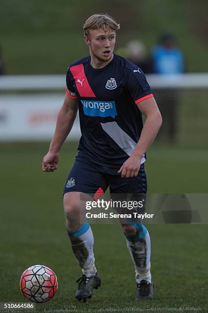 Ben Pollock Shell 208 Ben Pollock Stock Photos, High-Res Pictures, and Images - Getty Images