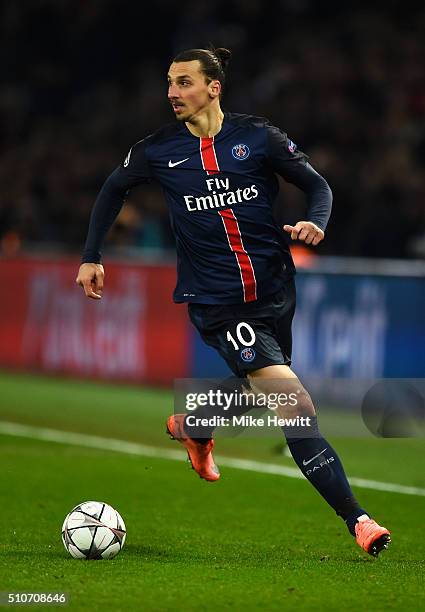 Zlatan Ibrahimovic of Paris Saint-Germain in action during the UEFA Champions League round of 16 first leg match between Paris Saint-Germain and...