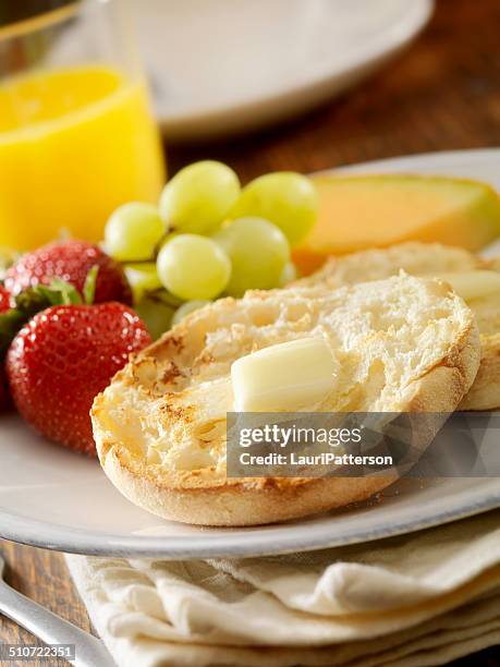 english muffins - english muffin stock pictures, royalty-free photos & images