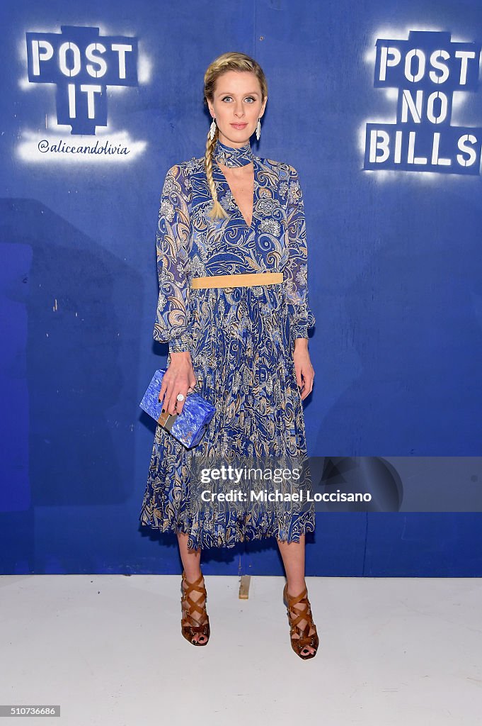 Alice + olivia by Stacey Bendet Fall 2016 Presentation - Arrivals