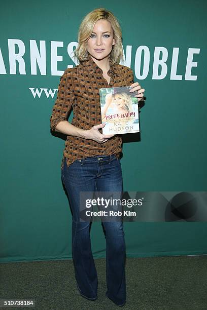 Kate Hudson promotes her new book, "Pretty Happy: Healthy Ways to Love Your Body" at Barnes & Noble Union Square on February 16, 2016 in New York...