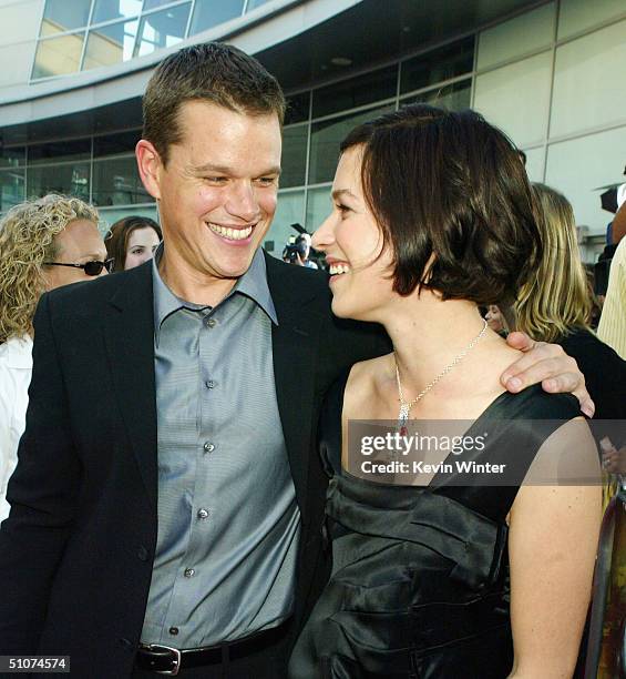 Actors Matt Damon and Franka Potente pose at the premiere of Universal's "The Bourne Supremacy" at the Arclight Cinemas on July 15, 2004 in Los...
