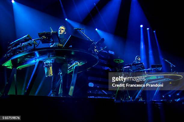 Howard Lawrence and Guy Lawrence of the British band Disclosure perform on February 16, 2016 in Milan, Italy.