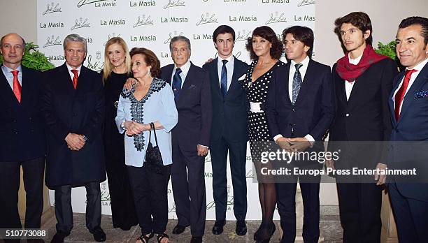 Mari Angeles Sanz , Cristina Cifuentes , Sebastian Castella , Juan Antonio Ruiz 'Espartaco' , Maria Angeles Grajal , Jaime Ostos and Diego Ventura...