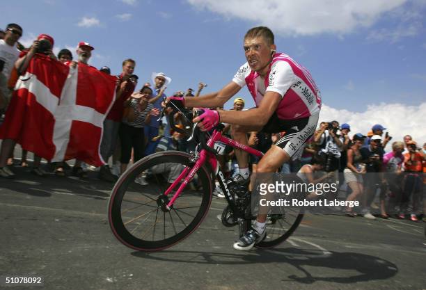 Jan Ullrich of Germany riding for the T-Mobile team in the climb to the Plateau de Beille during Stage 13 of the Tour de France between Lannemezan...