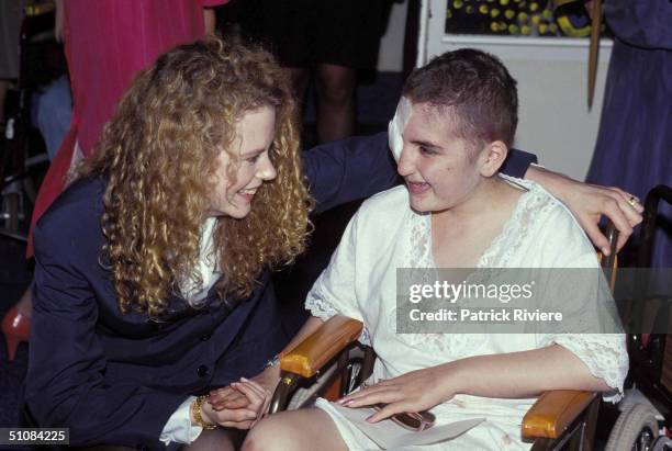 AUSTRALIAN ACTRESS NICOLE KIDMAN VISITS SICK CHILDREN AT ALEXANDER CHILDREN'S HOSPITAL IN SYDNEY. .