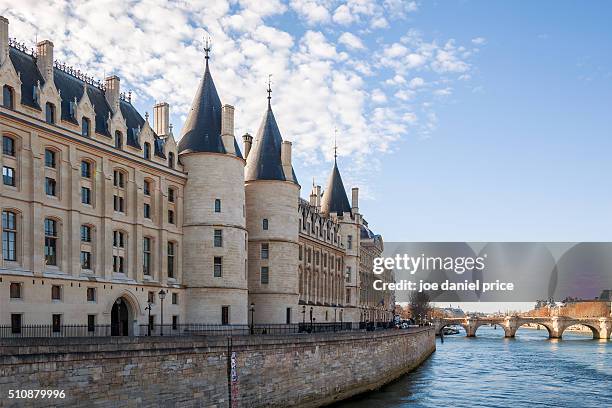 la conciergerie, paris, france - conciergerie foto e immagini stock