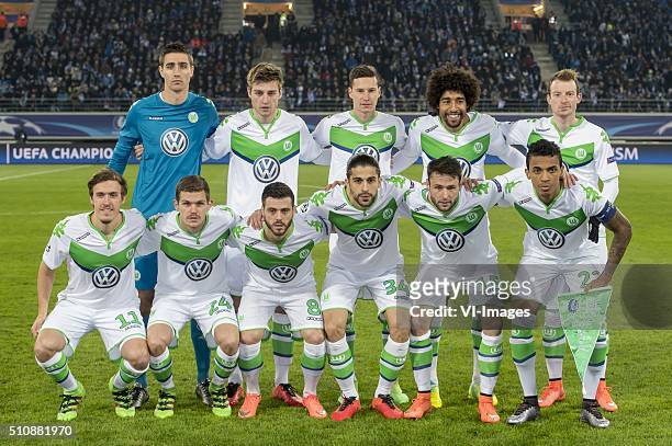 Goalkeeper Koen Casteels of VFL Wolfsburg, Robin Knoche of VFL Wolfsburg, Julian Draxler of VFL Wolfsburg, Dante of VFL Wolfsburg, Maximilian Arnold...