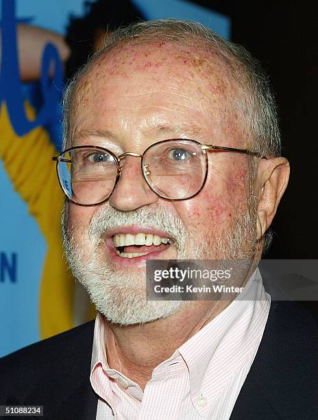 Ex Sony CEO John Calley arrives at the premiere of Fox Searchlight Pictures' "Garden State" on July 20, 2004 at the Directors Guild, in Los Angeles,...