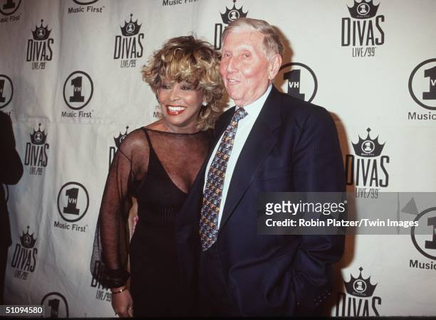 New York, Ny Tina Turner And Sumner Redstone At The Divas Live 1999 Event.