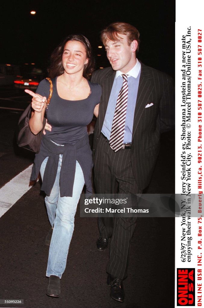 Jerry Seinfeld's Ex Shoshanna Lonstein And A New Mate Enjoying A Walk In New