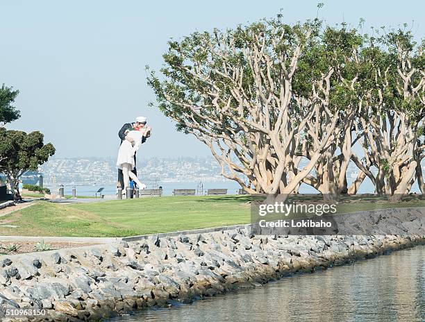 statue unconditional surrender - surrendering stock pictures, royalty-free photos & images