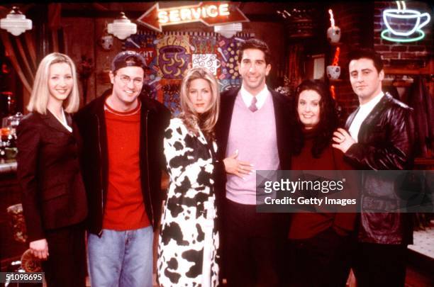 Friends Special Episode, "The One That Could Have Been, Part One" From L-R: Lisa Kudrow, Matthew Perry, Jennifer Aniston, David Schwimmer, Courteney...