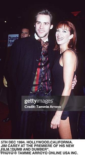 Dec 5Th 1994.Hollywood California. Jim Carey At The Premiere Of His New Film "Dumb And Dumber"