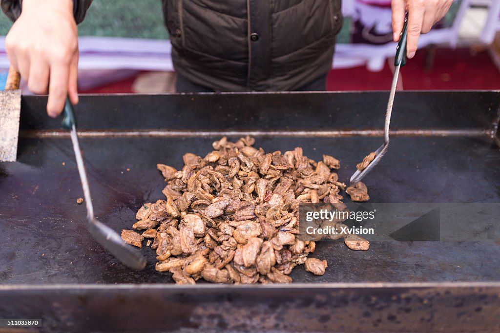 Lamb cooked on iron plate