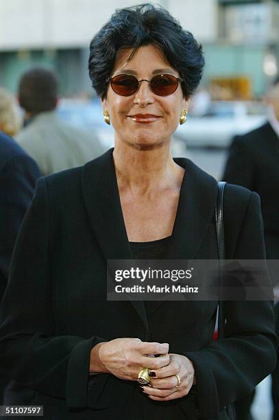 Tina Sinatra attends the premiere of "The Manchurian Candidate" on July 22, 2004 at the Samuel Goldwyn Theatre, in Los Angeles, California.