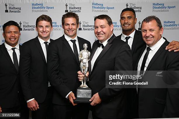 The All Blacks win the Halberg Award from left Keven Mealamu, Beauden Barrett, Richie McCaw, Steve Hansen, Jerome Kaino and Ian Foster during the...