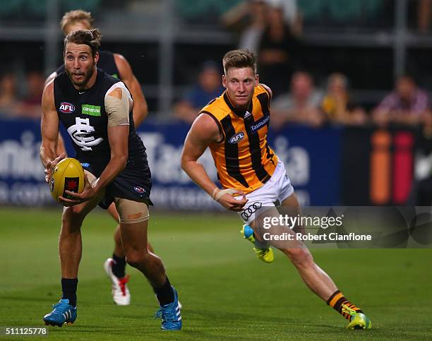 Dale Thomas of the Blues runs with the ball during the 2016 AFL NAB Challenge match between the Hawthorn Hawks and the Carlton Blues at Aurora...