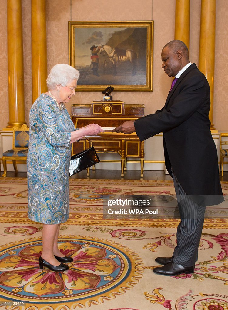 Credentials presented at Buckingham Palace