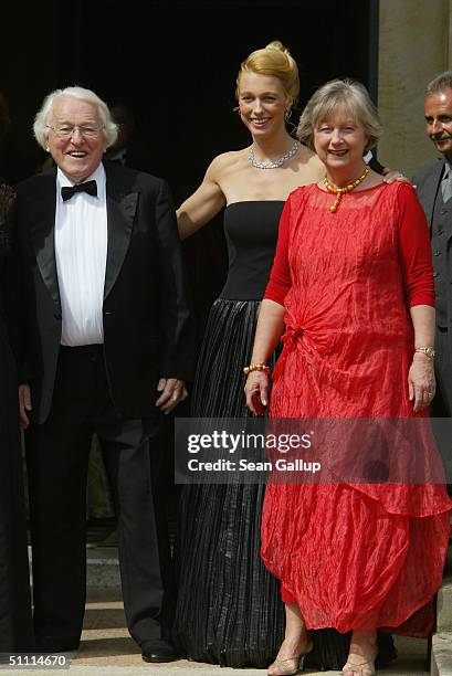 Wolfgang Wagner, General Director of the Richard Wagner Festival, his daughter Katharina and his wife Gudrun arrive for the opening performance of...
