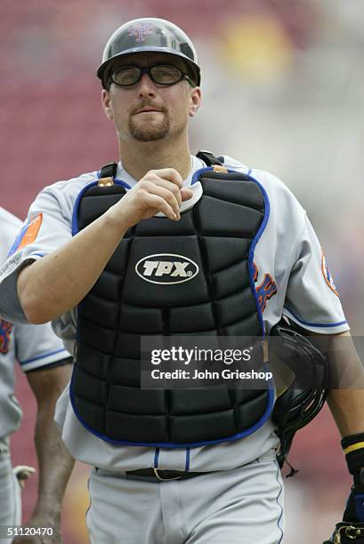 Jason Phillips of the New York Mets during the MLB Game against the Cincinnati Reds at Great American Ball Park on July 1, 2004 in Cincinnati, Ohio....