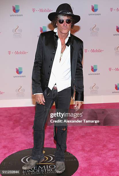 Musician Joe Perry attends Univision's 28th Edition of Premio Lo Nuestro A La Musica Latina on February 18, 2016 in Miami, Florida.