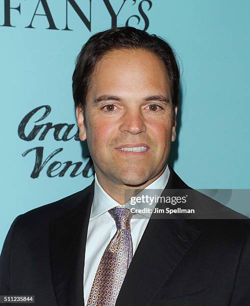Former professional baseball player Mike Piazza attends the "Crazy About Tiffany's" New York premiere at American Museum of Natural History on...