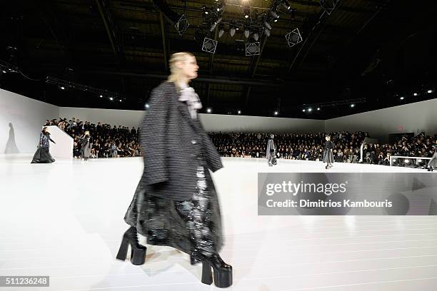 Model walks the runway at the Marc Jacobs Fall 2016 fashion show during New York Fashion Week at Park Avenue Armory on February 18, 2016 in New York...