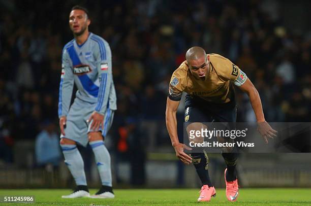 Dario Veron of Pumas celebrates after scoring the second goal of his team during the group 7 match between Pumas UNAM and Emelec as part of Copa...