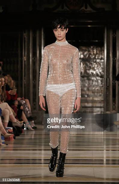 Model walks the runway at the Felder Felder show at Fashion Scout during London Fashion Week Autumn/Winter 2016/17 at Freemasons' Hall on February...