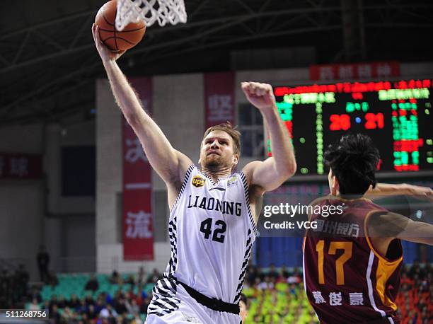 Shavlik Randolph of Liaoning Flying Leopards shoots the ball during the Chinese Basketball Association 15/16 season play-off quarter-final match...