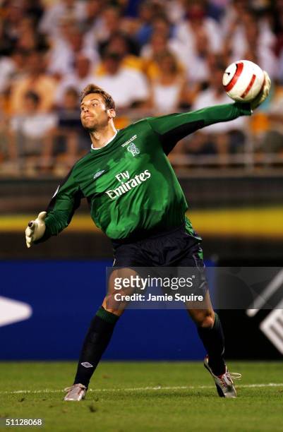 Goalkeeper Petr Cech of Chelsea in action during the Championsworld Series game against Roma at Heinz Field on July 29, 2004 in Pittsburgh,...