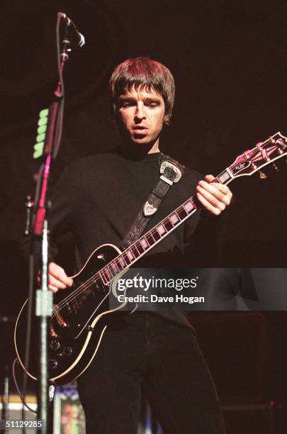 Guitarist Noel Gallagher from Oasis on stage for the 100fm radio show on December 3, 1999 in Philadelphia.