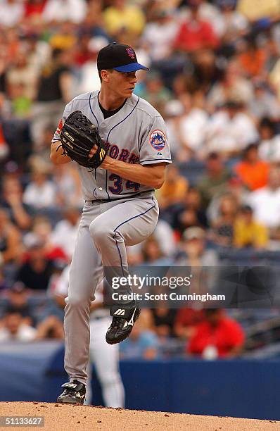 Pitcher Kris Benson of the New York Mets works against the Atlanta Braves in a game on July 31, 2004 at Turner Field in Atlanta, Georgia.