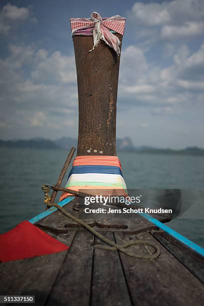 bow of a long-tail boat - jens schott knudsen stock pictures, royalty-free photos & images